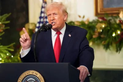 2025-12-18T022330Z_1231483362_RC2QIIA731CX_RTRMADP_3_USA-TRUMP-1766045018.webp