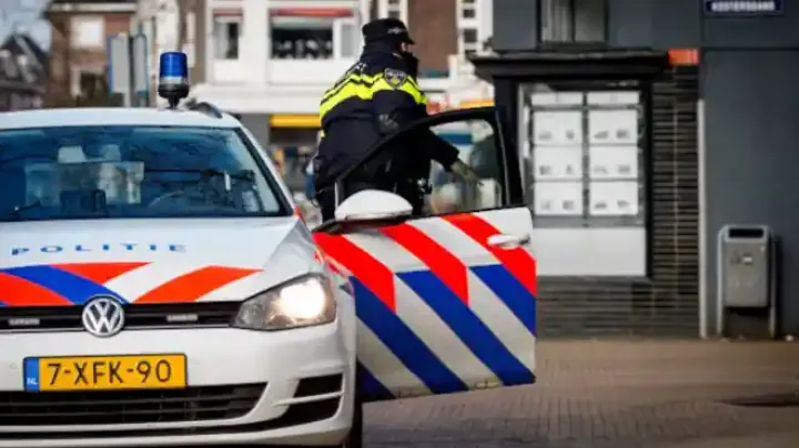 holland-rendor-1-1.webp