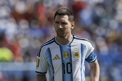 lionelmessi10.webp