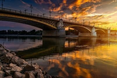 vegre_emelkedik_a_duna_ennyit_nott_a_vizszint_budapesten-700x394-crop.jpg